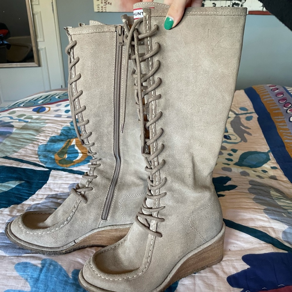 Hunter lace up wedge beige suede leather made in brazil tall boots Rare